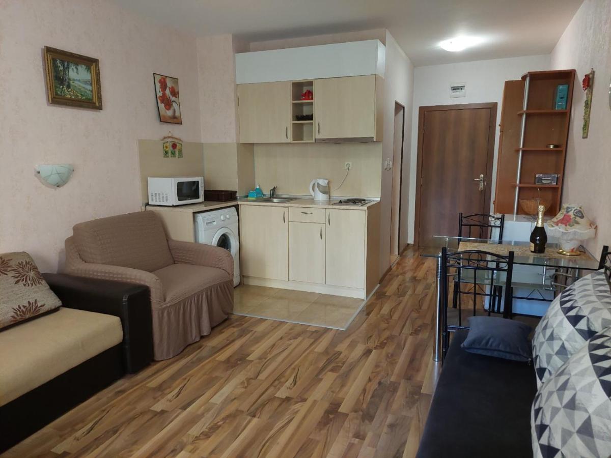 Святой Влас, Комплекс Sea Breeze Sveti Vlas Exteriér fotografie